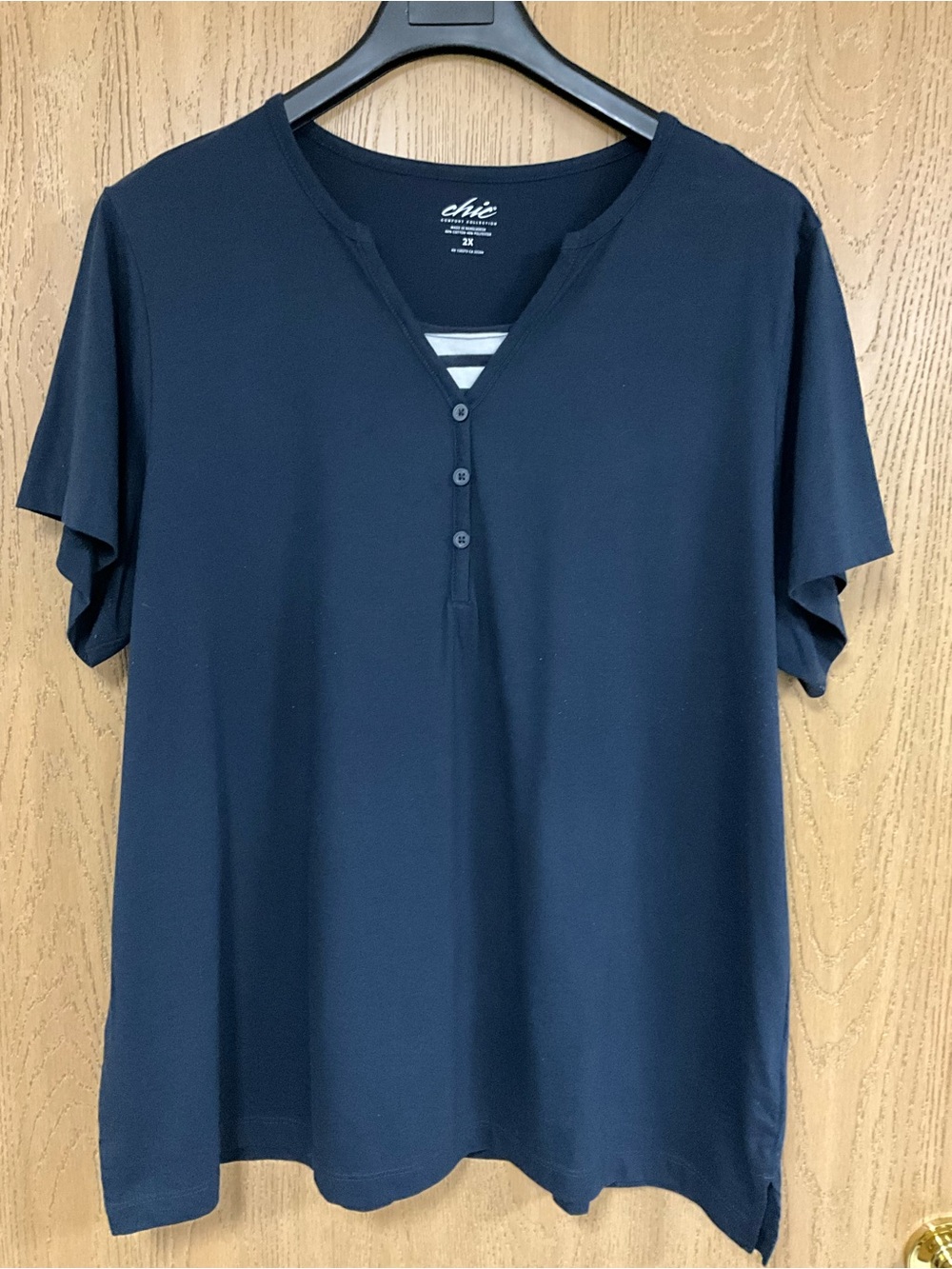 chic Navy Short-Sleeve Henley Tee